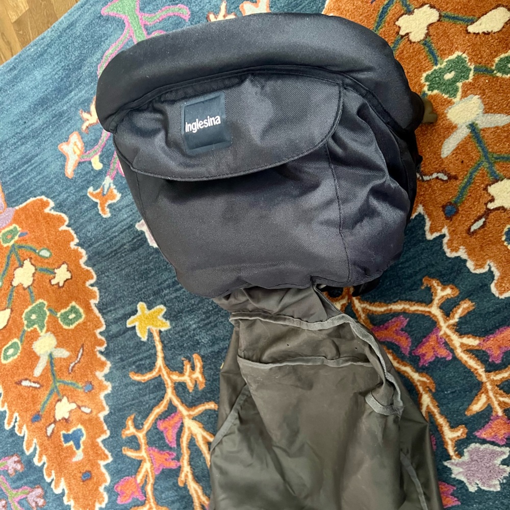 Brand new Inglesina Navy Blue Fast Table Chair